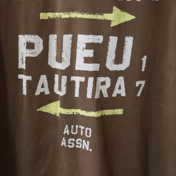 L.O.G.G Brown Vintage Short Sleeve Tee with Graphic Design Medium - Picture 2 of 6